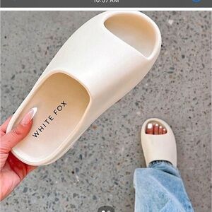 White Fox Slides size 6.5